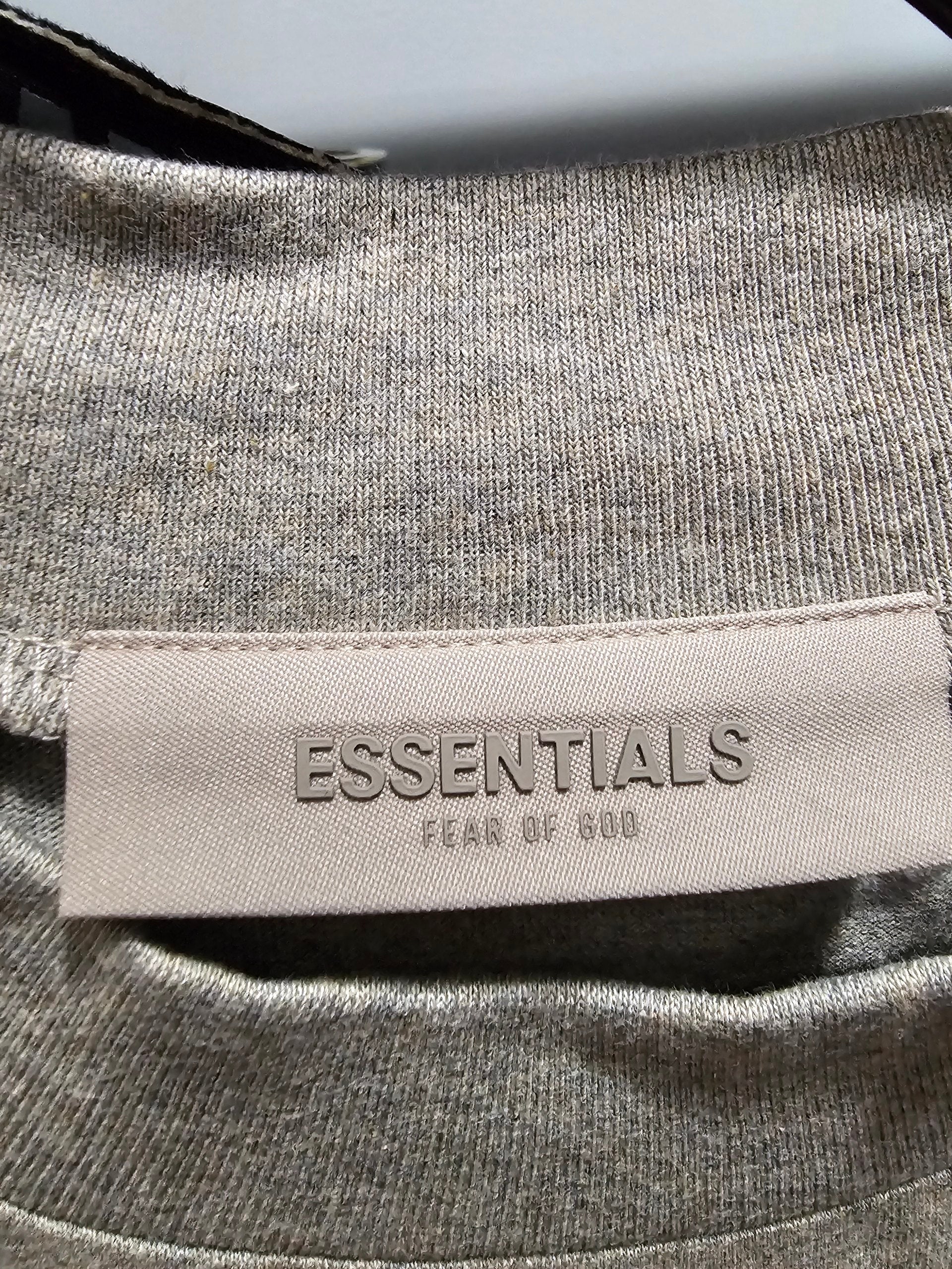Fear of God Essentials T-Shirt NWT